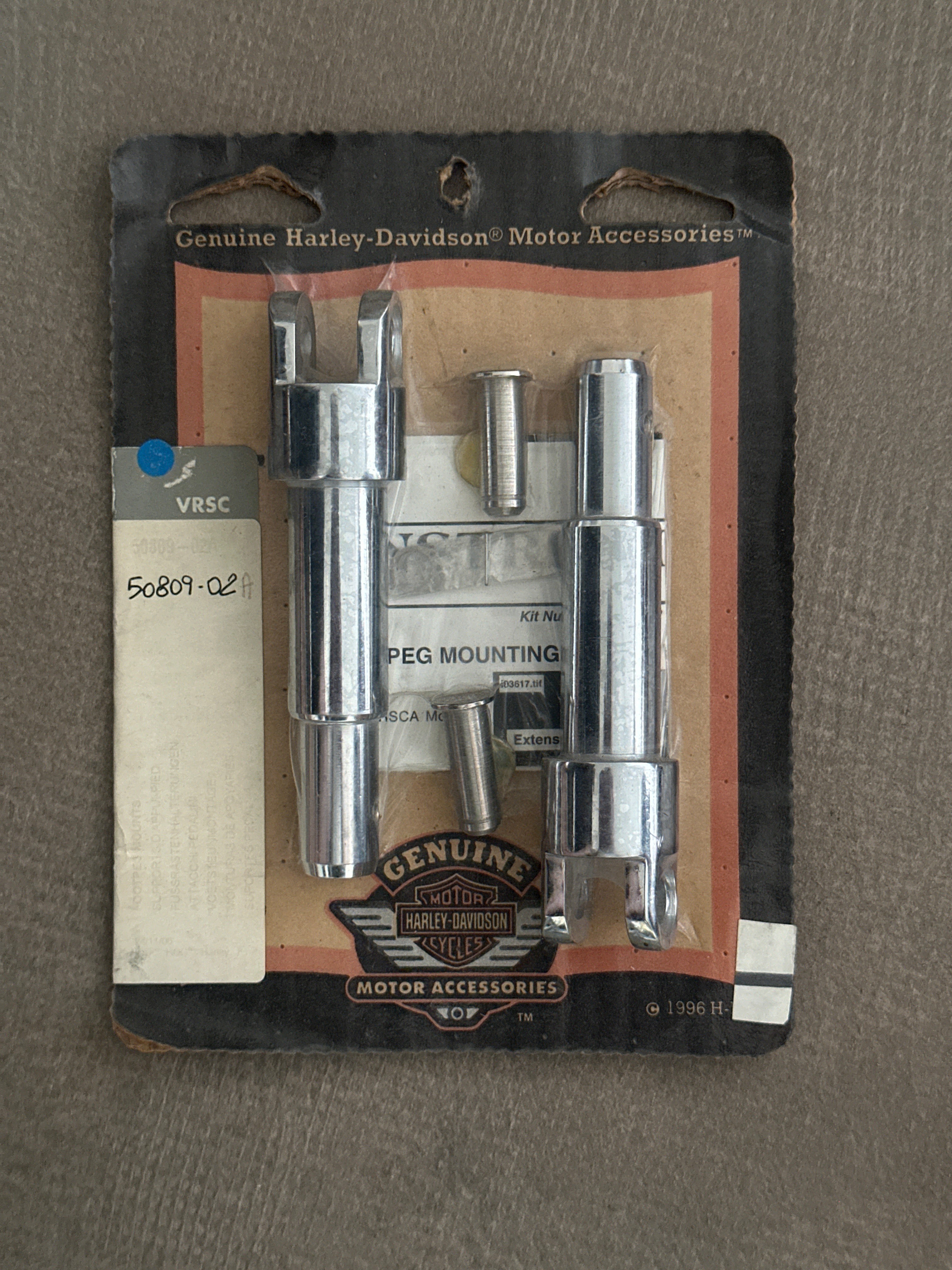 Harley-Davidson Touring Softail Dyna Clevis Footpeg Mount 50809-02