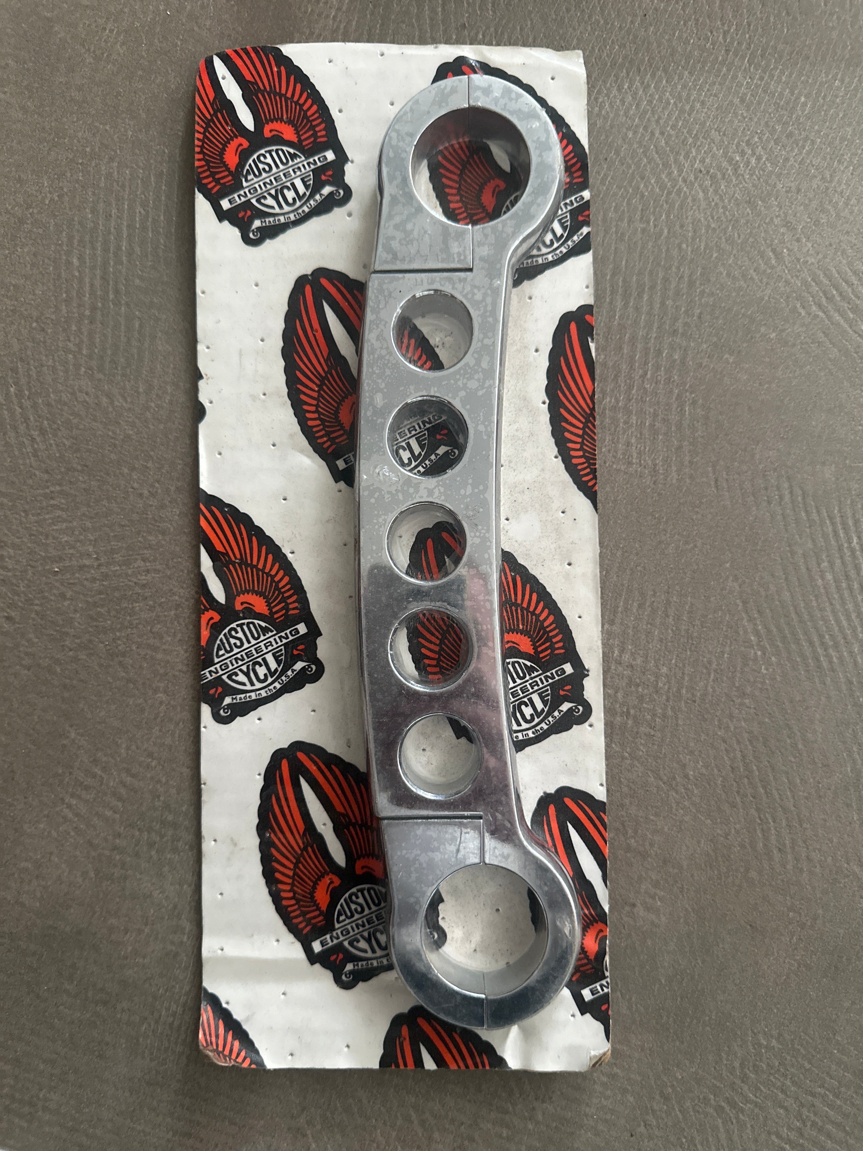 TWEEK BAR, 41MM W/G WITH HOLES, CHROMED, TB 1833-1