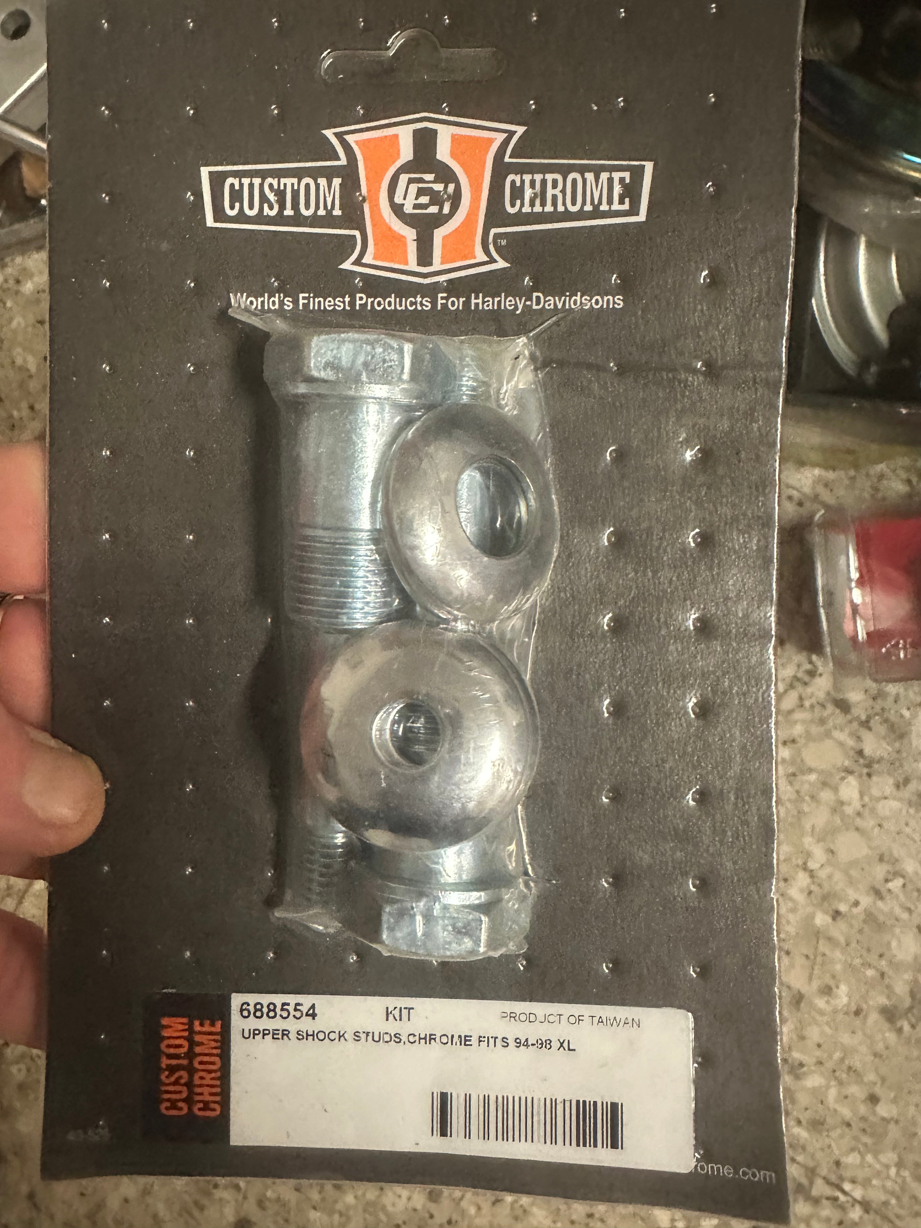 KIT UPPER SHOCK STUD CUSTOME CRHOME Sportster 94-99