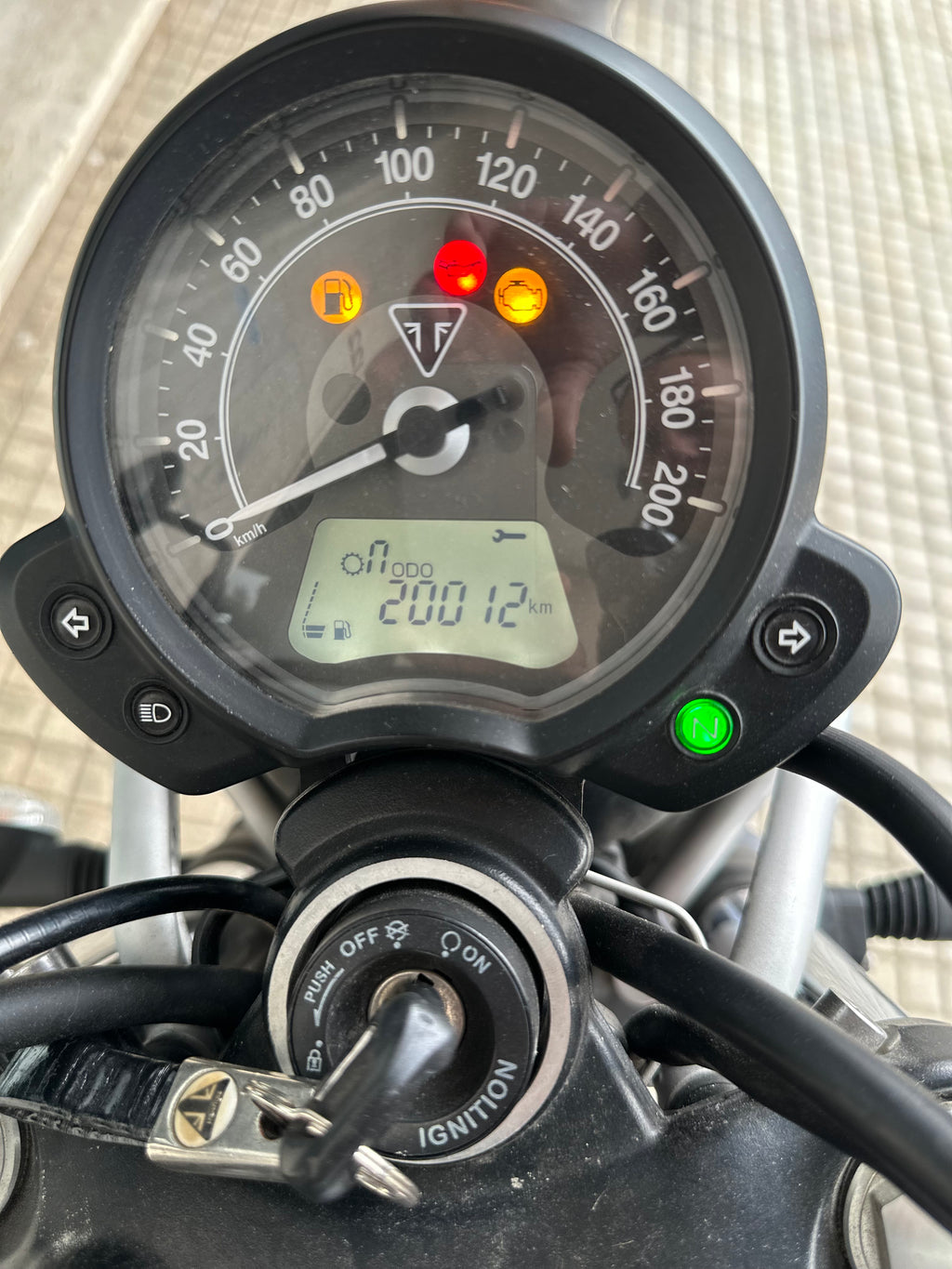 TRIUMPH STREET SCRAMBLER 900 USATO