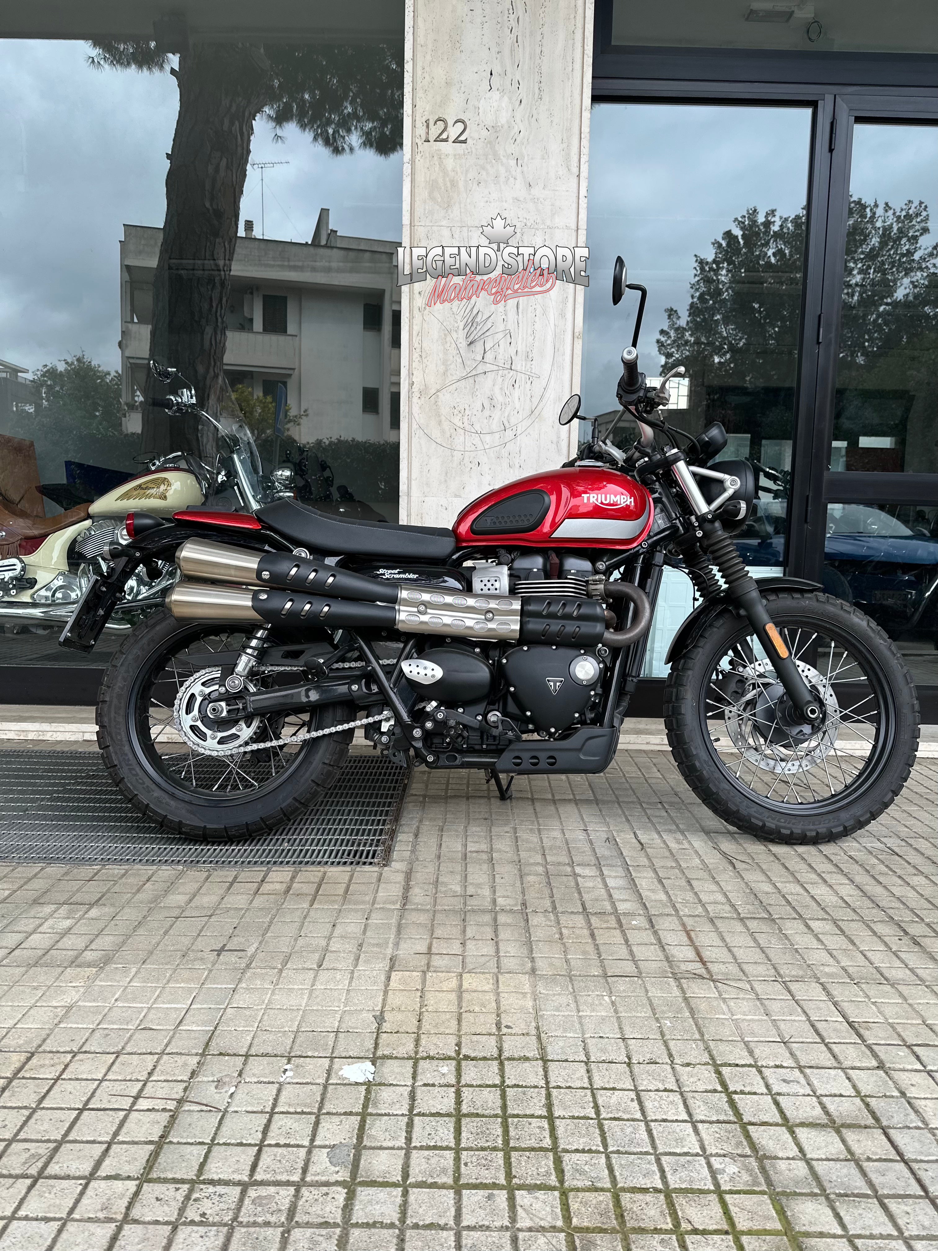 TRIUMPH STREET SCRAMBLER 900 USATO