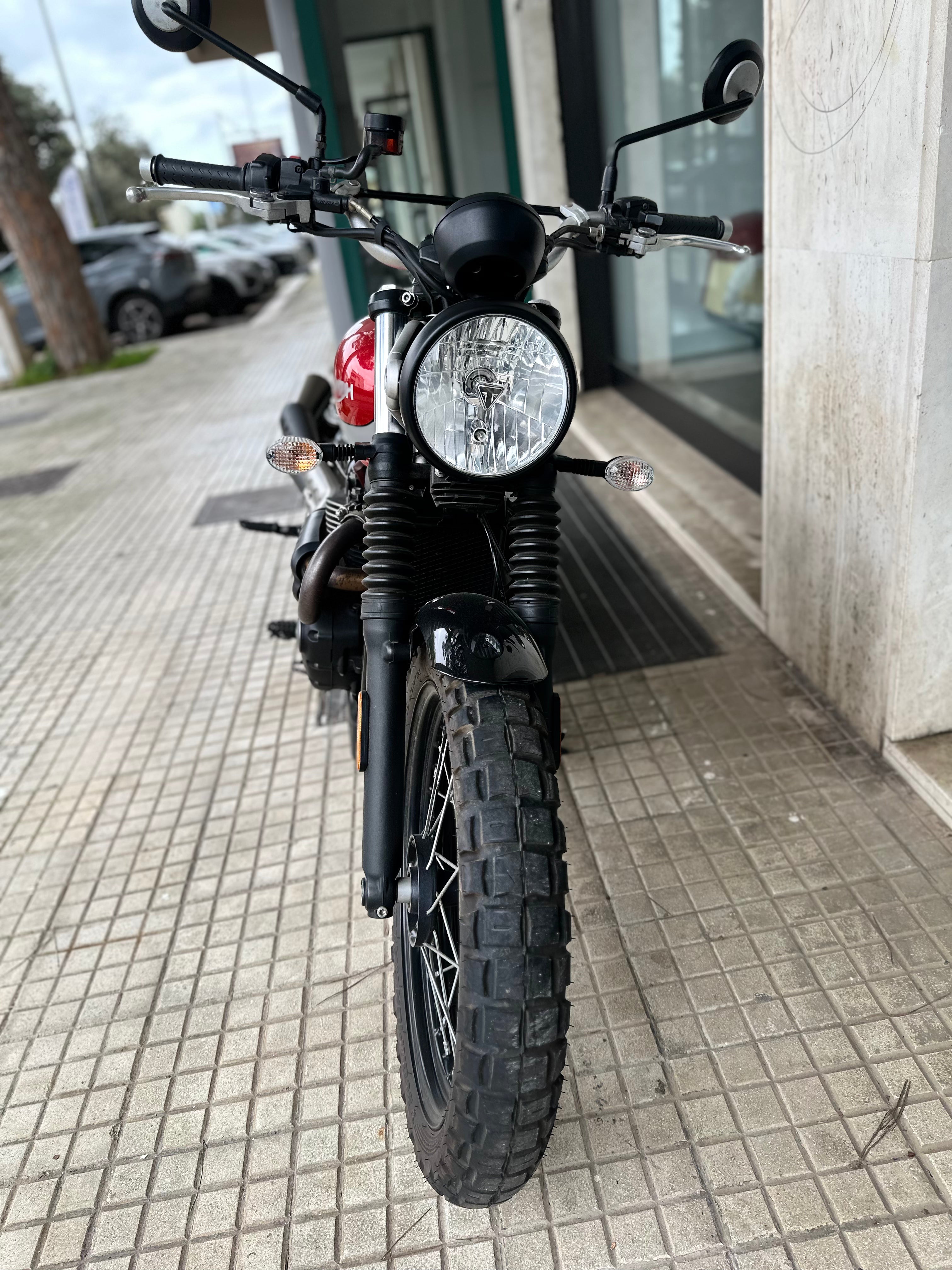 TRIUMPH STREET SCRAMBLER 900 USATO