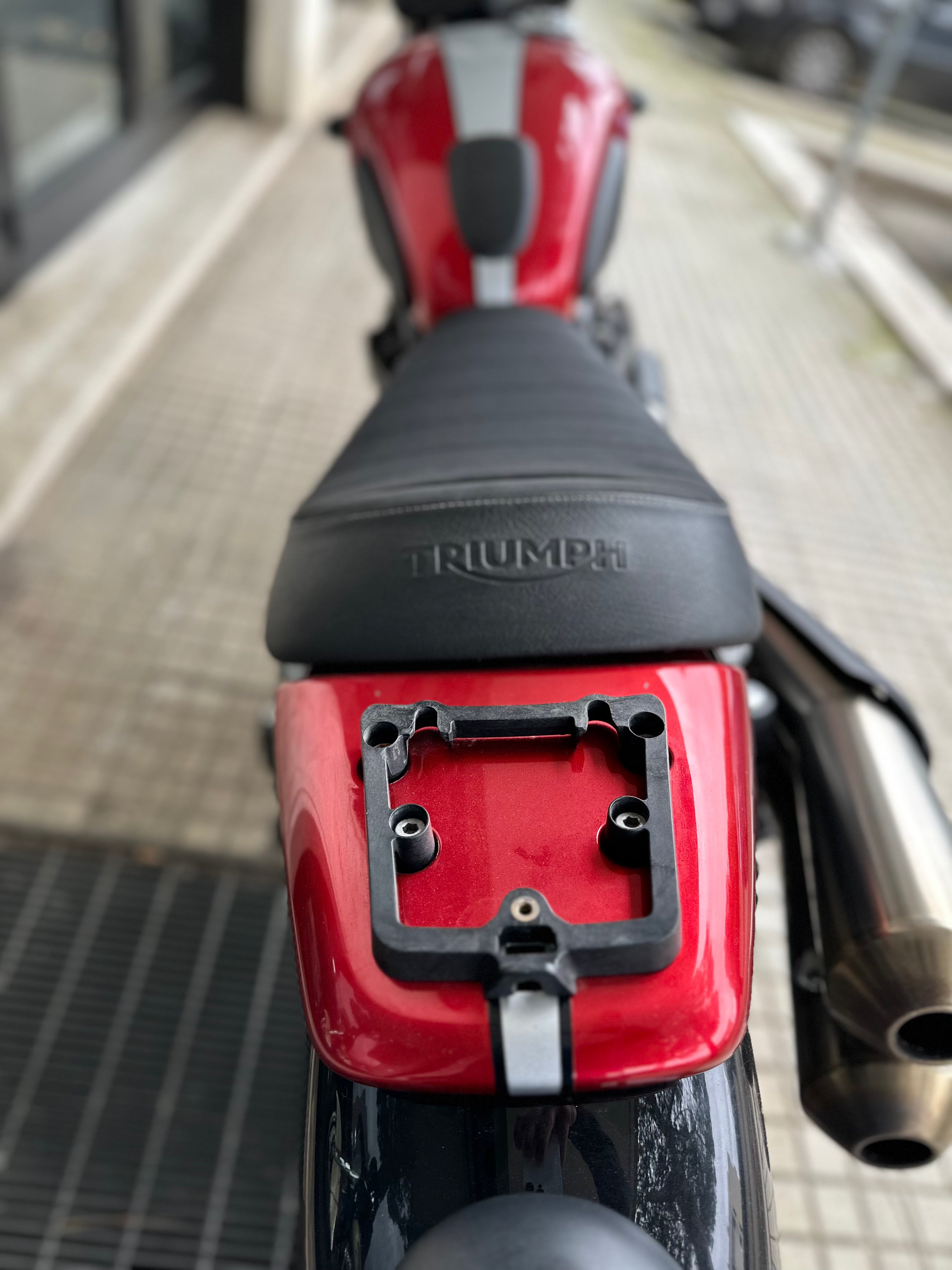 TRIUMPH STREET SCRAMBLER 900 USATO