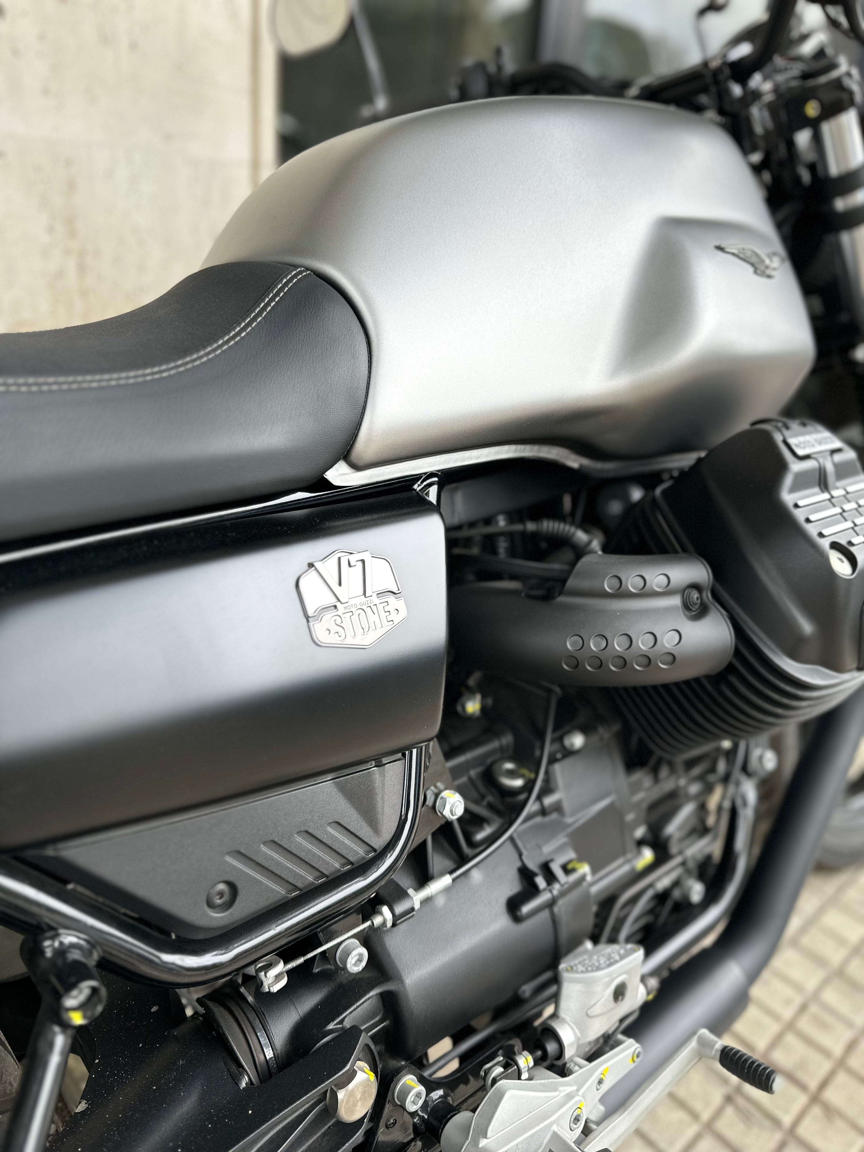 MOTO GUZZI V7 STONE USATO