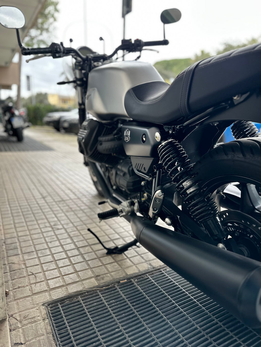 MOTO GUZZI V7 STONE USATO