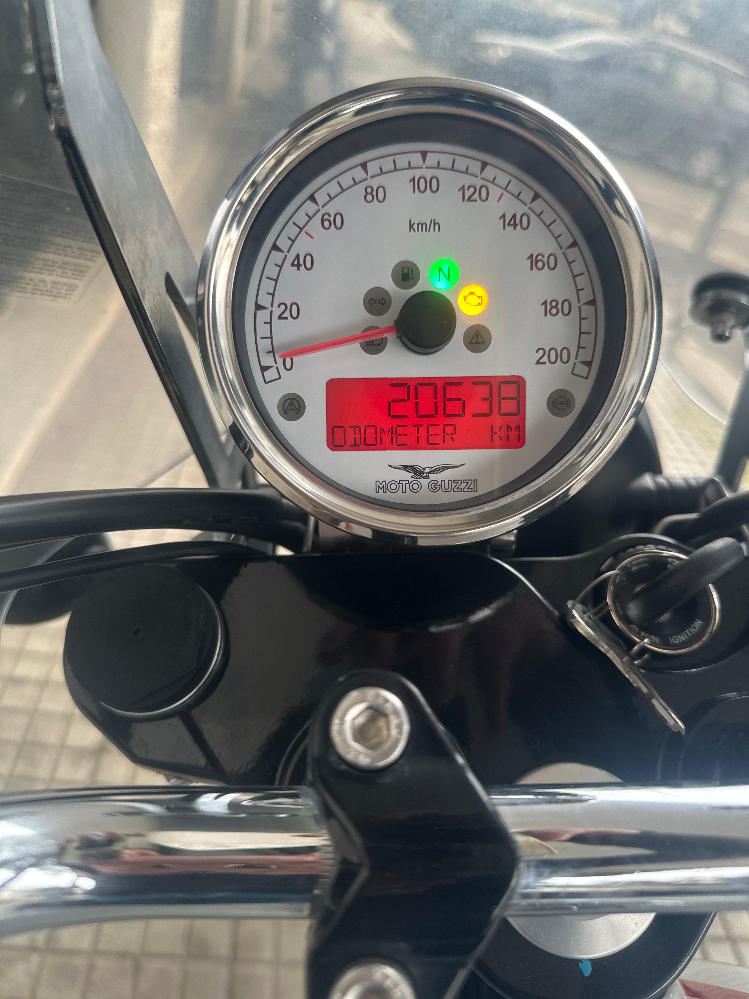 MOTO GUZZI V9 ROAMER USATO