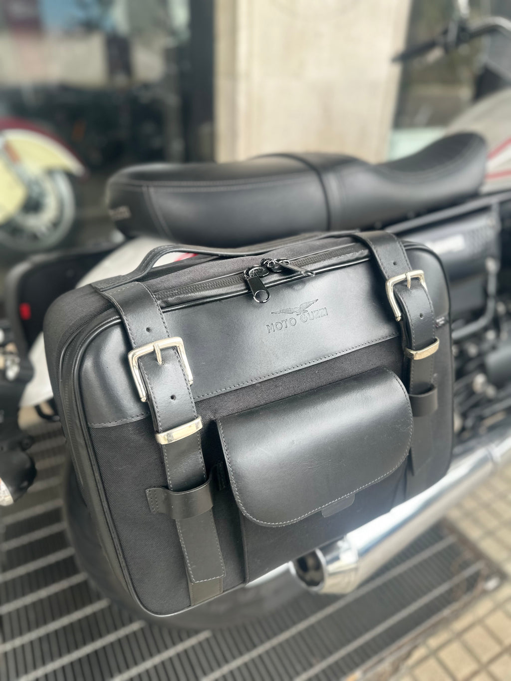 MOTO GUZZI V9 ROAMER USATO