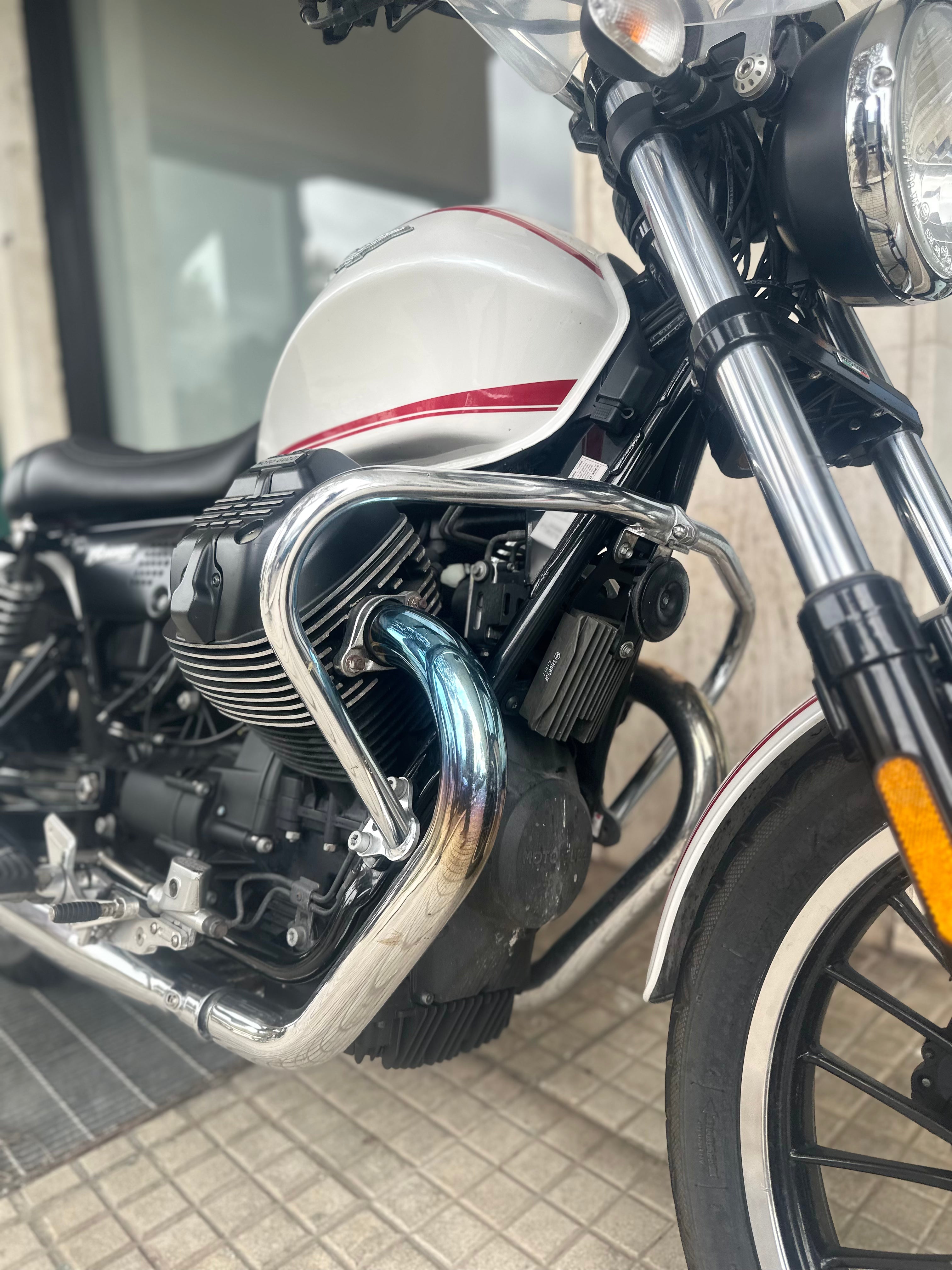 MOTO GUZZI V9 ROAMER USATO