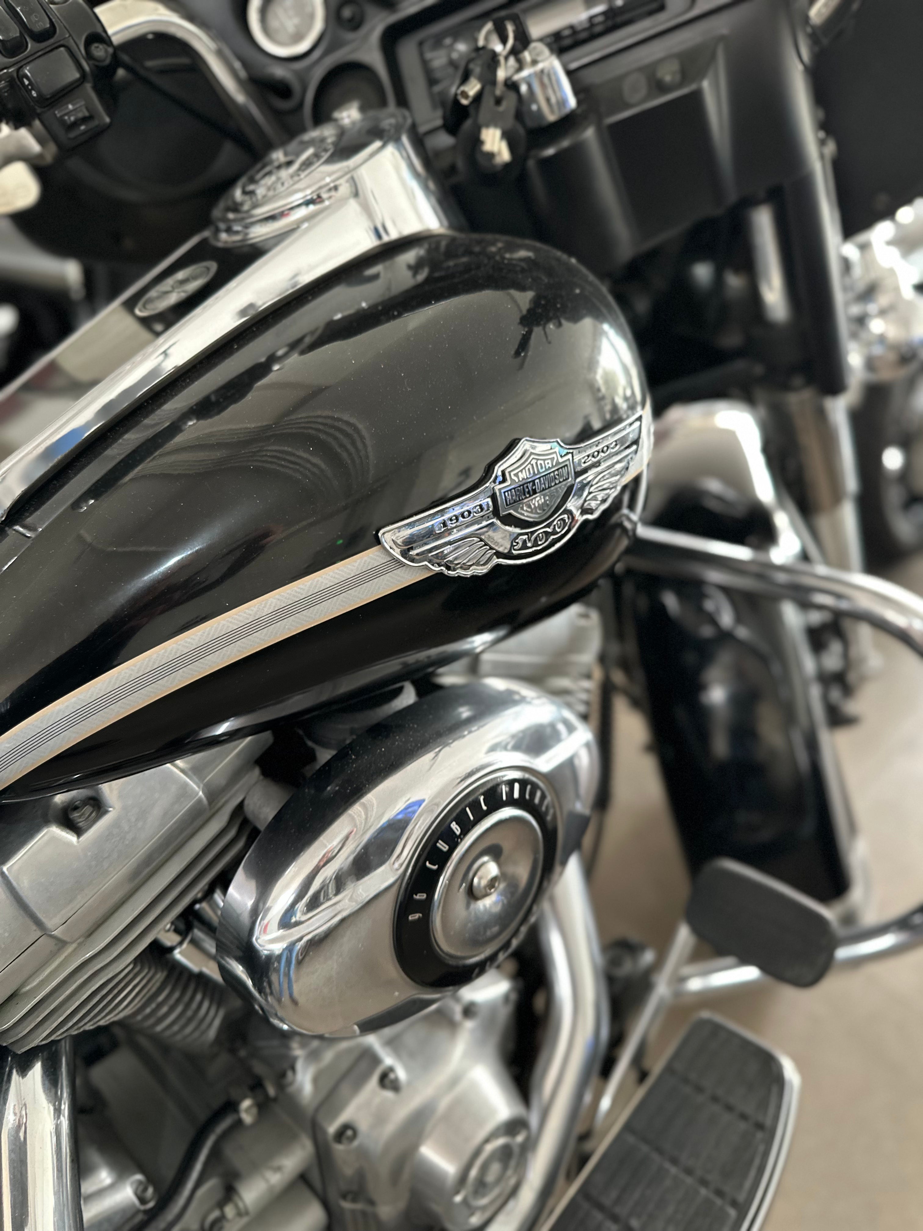 HARLEY DAVIDSON ELECTRA GLIDE CENTENARIO