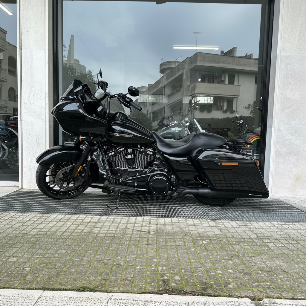 HARLEY DAVIDSON ROAD GLIDE 2018 VENDUTA