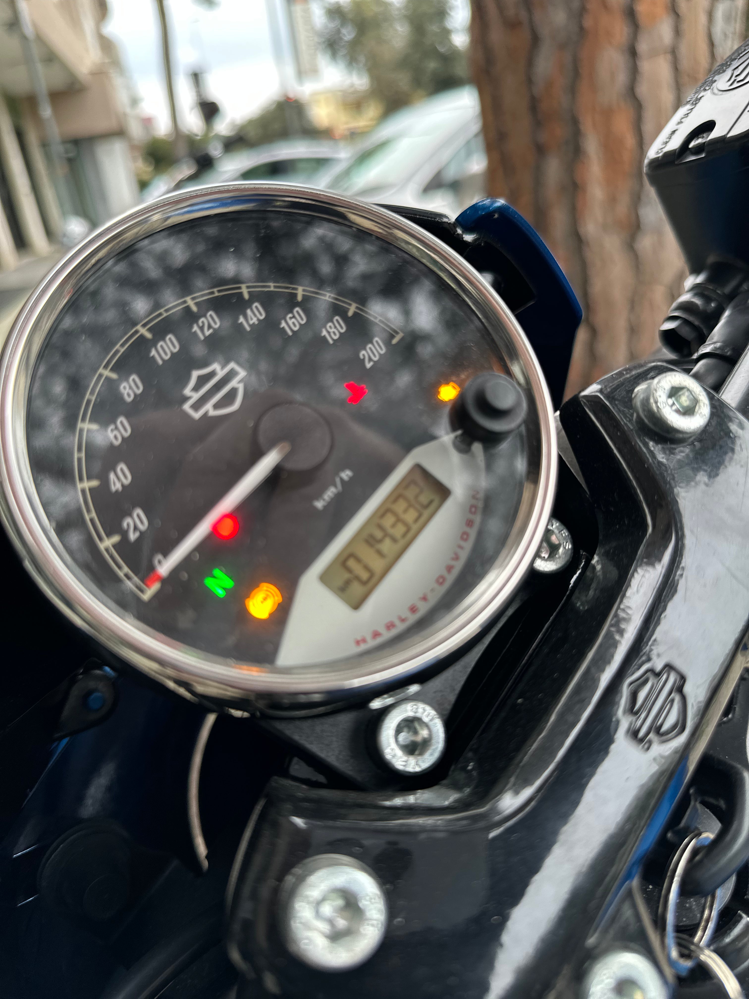 HARLEY DAVIDSON STREET ROAD 750