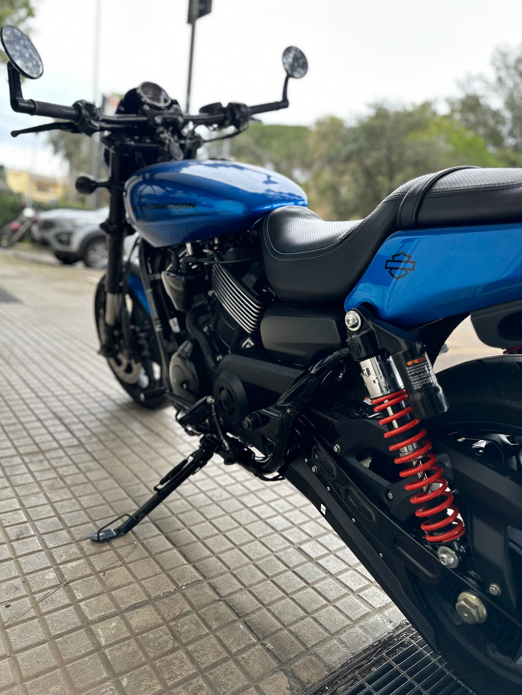HARLEY DAVIDSON STREET ROAD 750