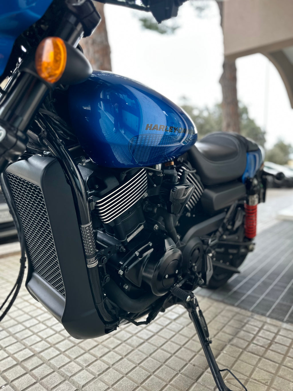 HARLEY DAVIDSON STREET ROAD 750