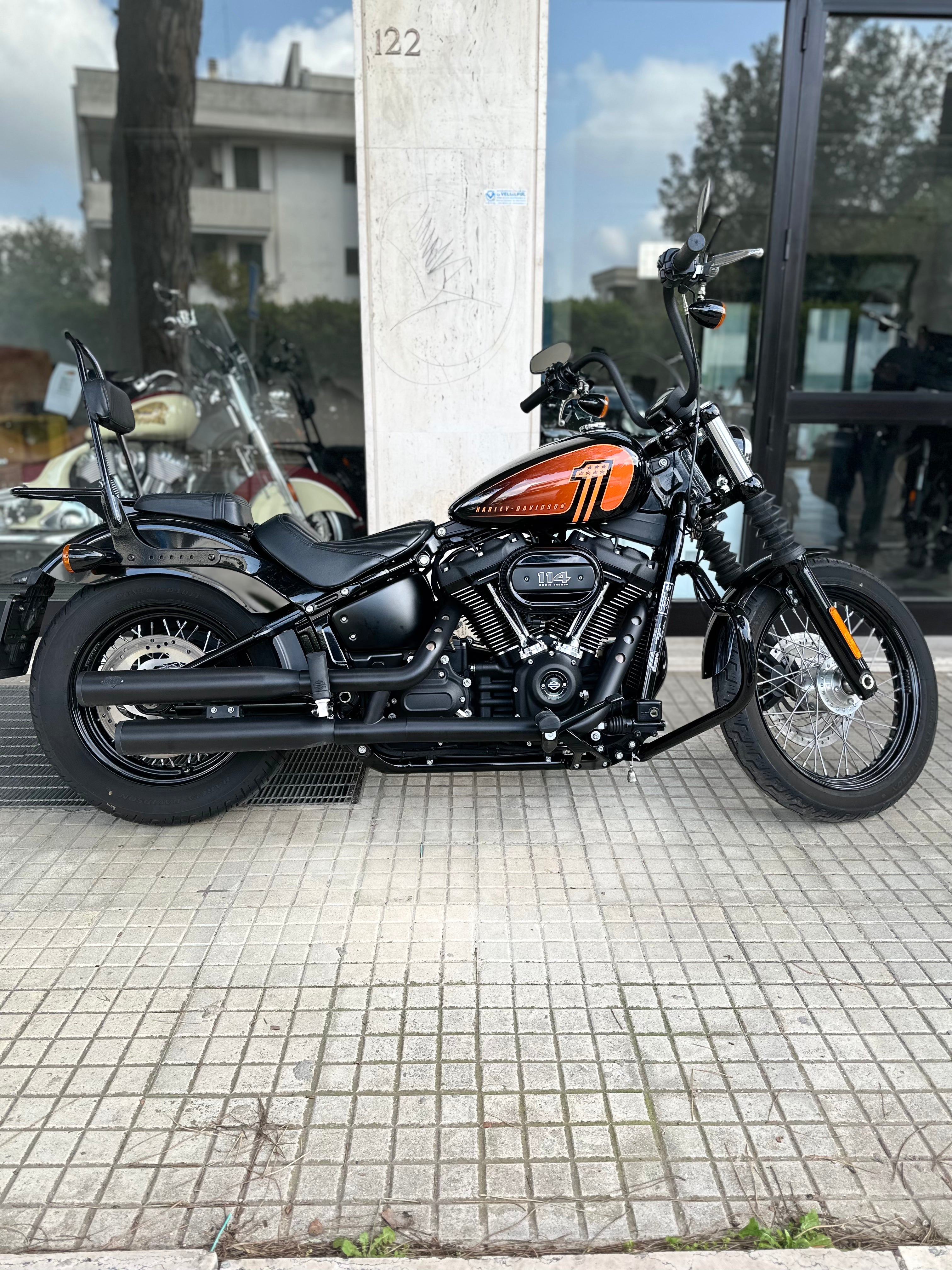 HARLEY DAVIDSON STREET BOB 114 ANNO 2021 CONTOVENDITA